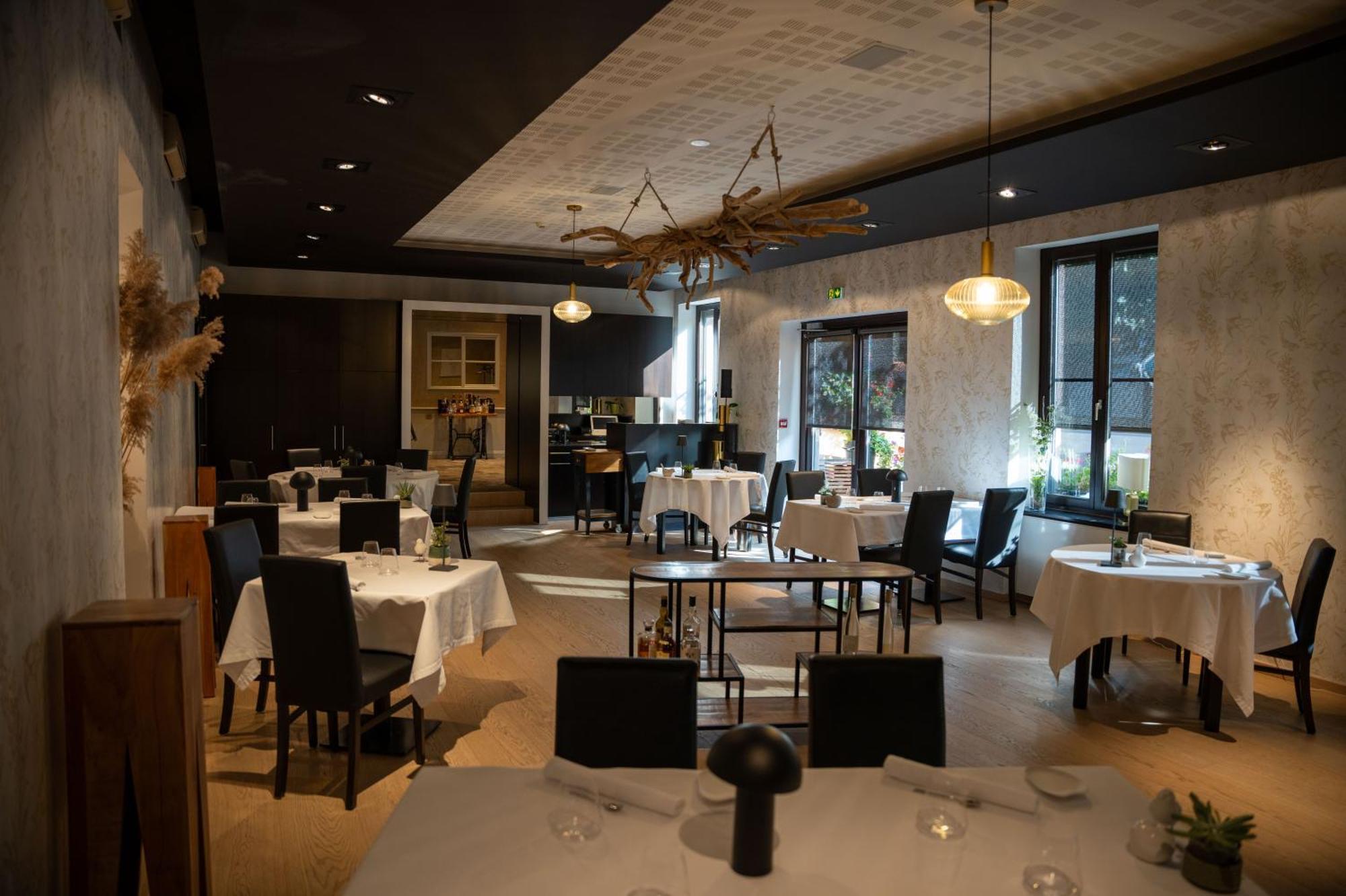 Hôtel Restaurant La Charrue - Plateau Repas sur réservation Sand Exterior foto